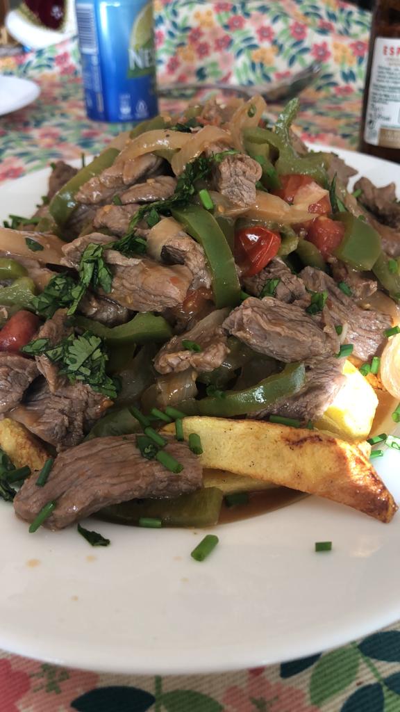 Lomo saltado