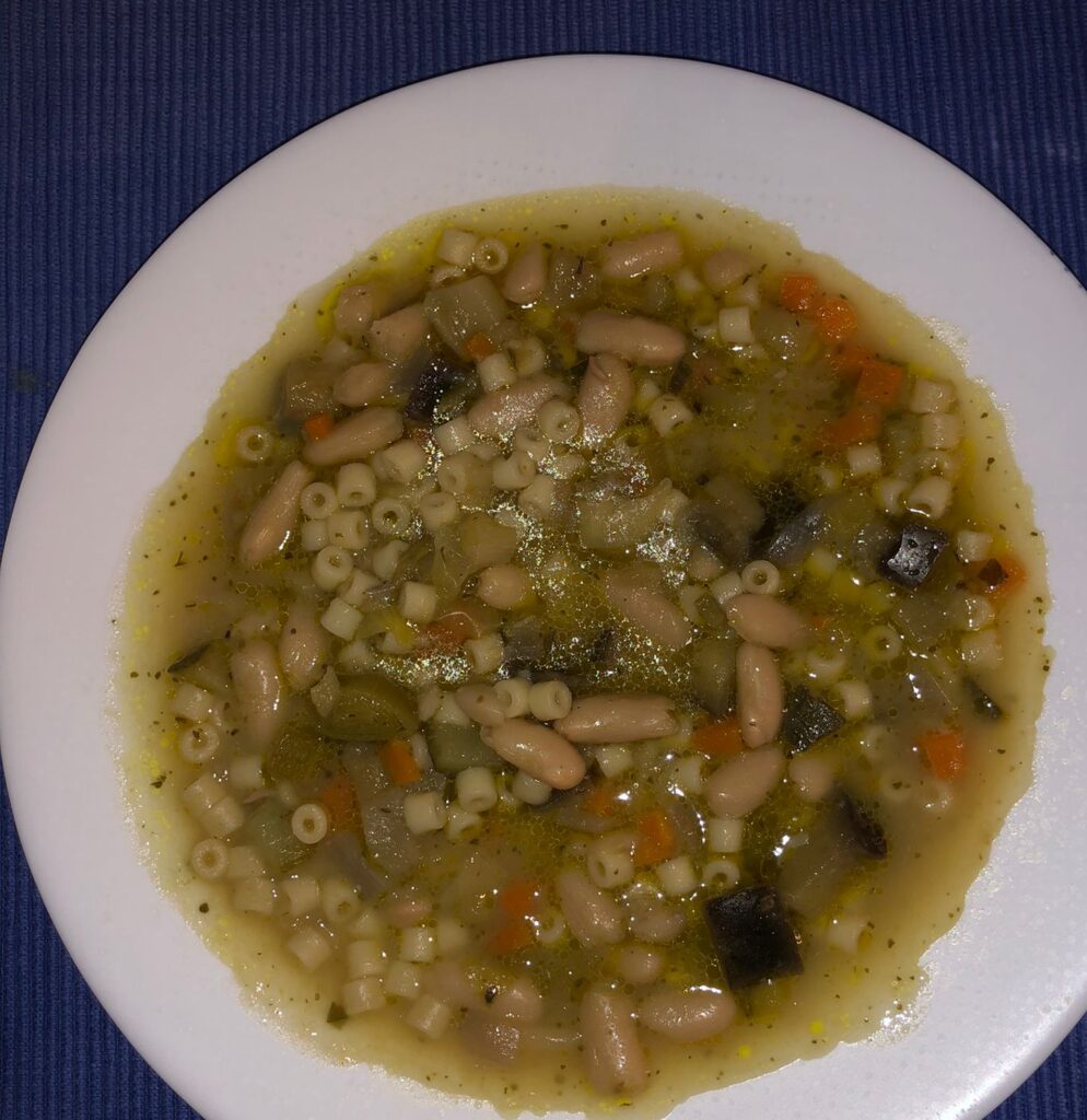 Minestrone con pesto